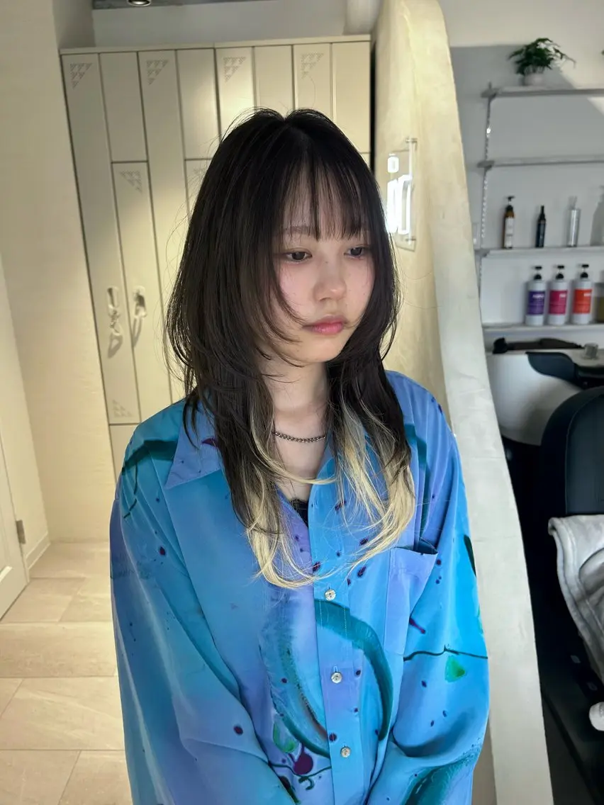 セミロング レイヤーカット ウルフカット カット SAEKI【ior 】北千住店ブリーチのヘアスタイル
