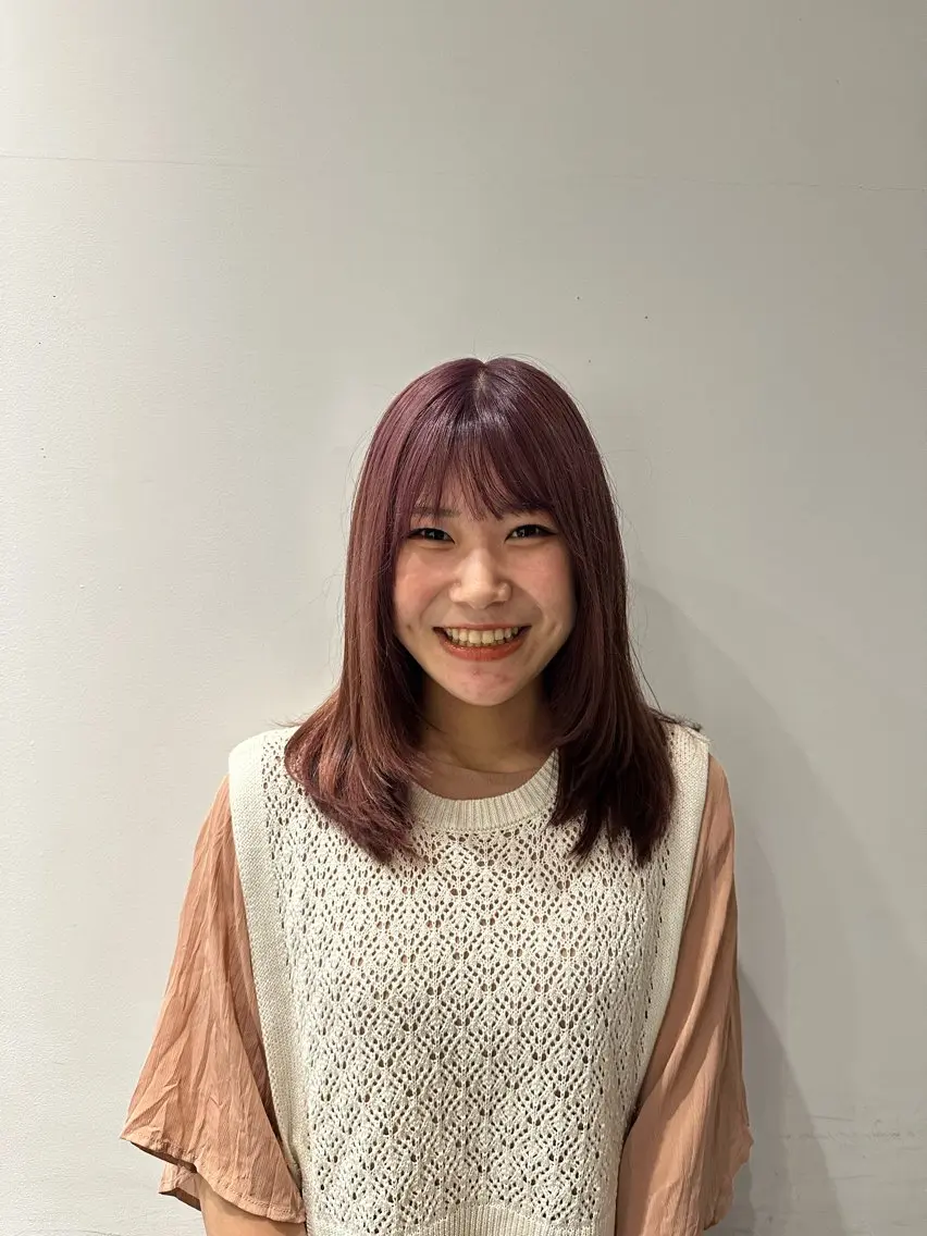 セミロング カラー ベージュカラー ピンクカラー ピンクベージュ ヘアカラー トリートメント MEG ✨のヘアスタイル