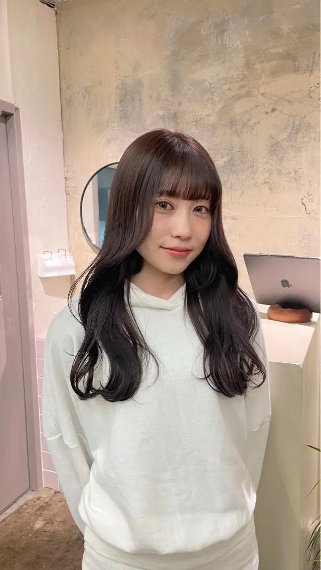 ロング 美空🐇 レイヤー / 透明感カラー🩰のヘアスタイル