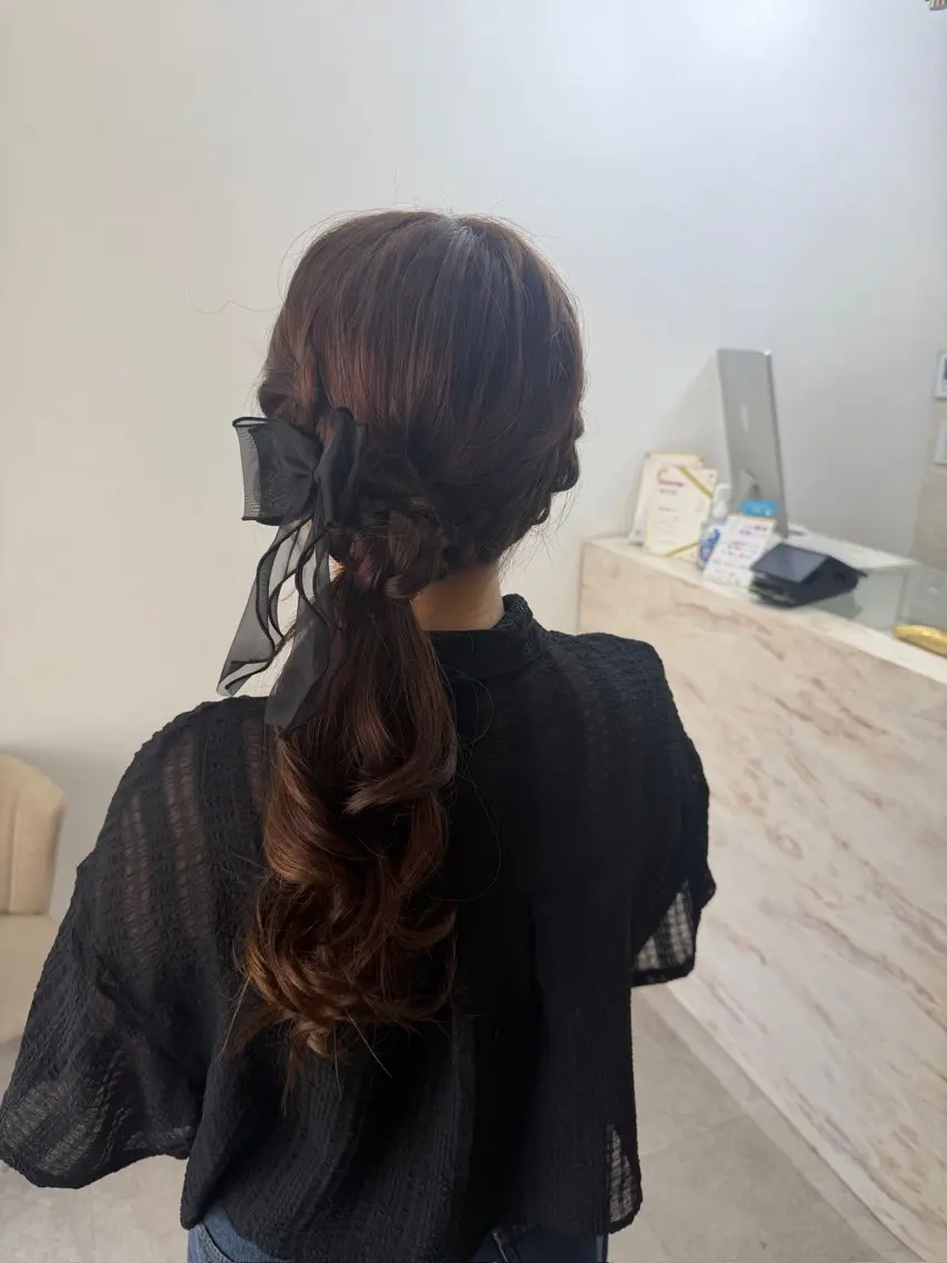 ヘアアレンジ ヘアセット ‎🤍りく 透明感カラー/熊谷のヘアスタイル