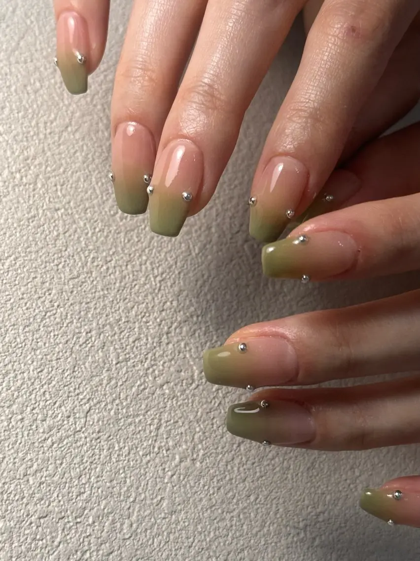 ネイル ハンドネイル ak nail .のネイルデザイン