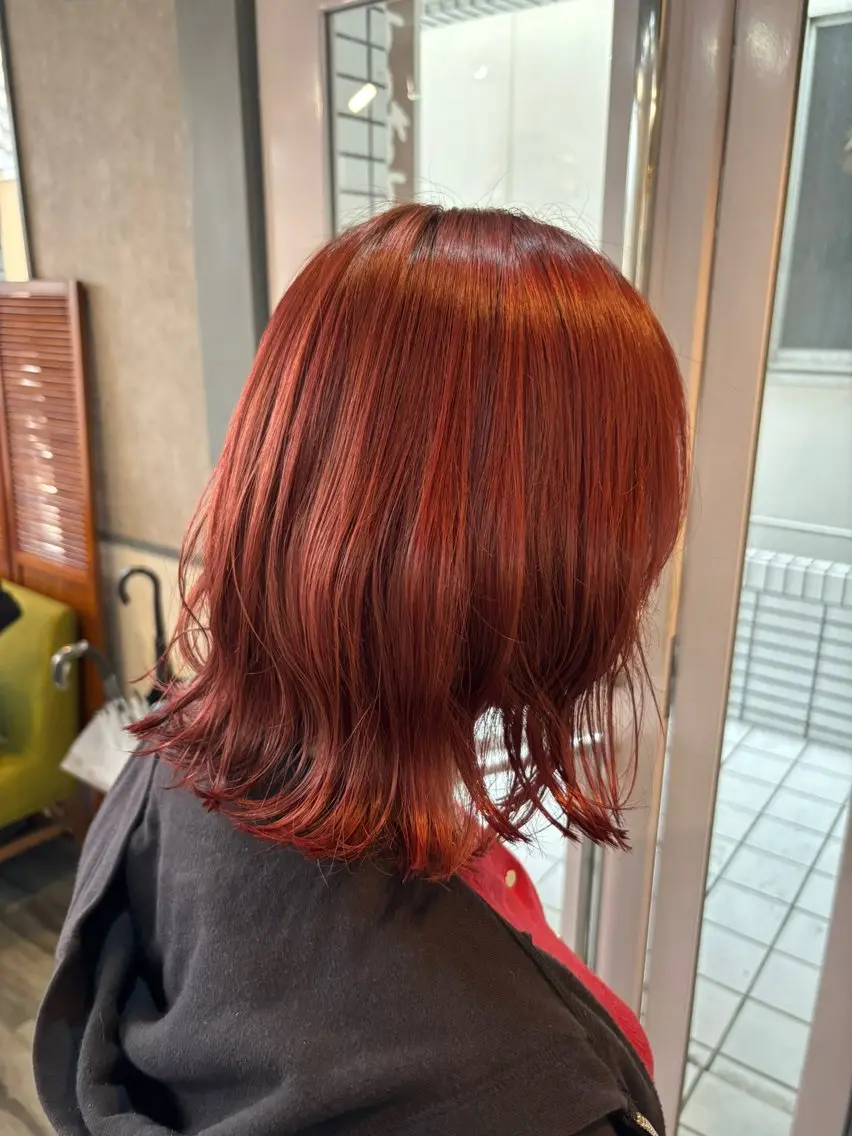 ミディアム カラー ボブ 杉山 晃太のヘアスタイル