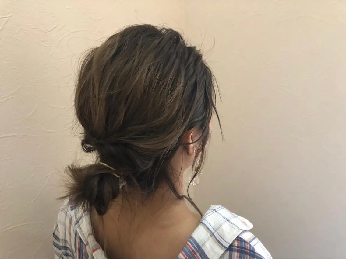 ミディアム カラー ヘアアレンジ IVY villa Suzu.のヘアスタイル