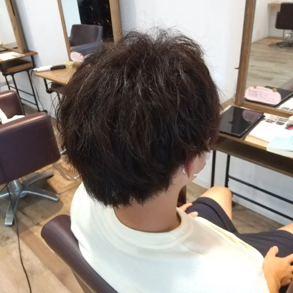 ミディアム メンズ ミディアムパーマ マッシュ メンズパーマ 阪本 俊のヘアスタイル