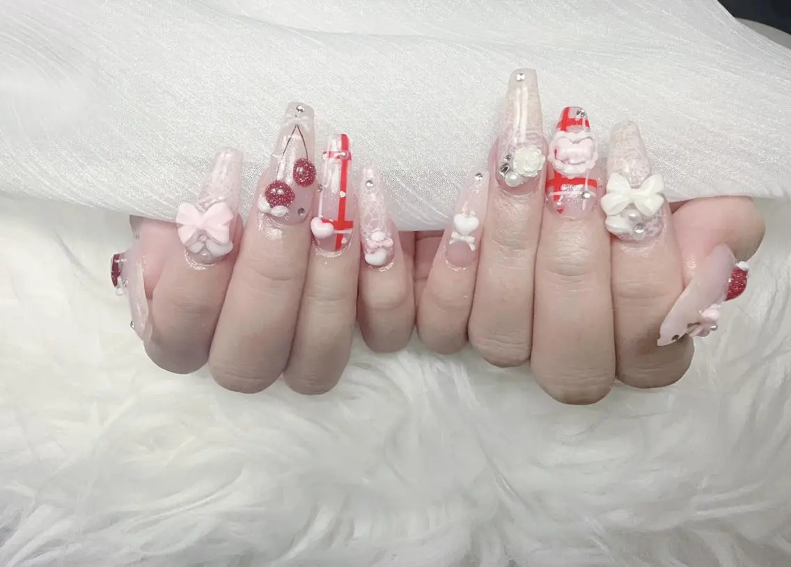 ネイル アートネイル K.bi_nail ネイル長さ出し専門店のネイルデザイン