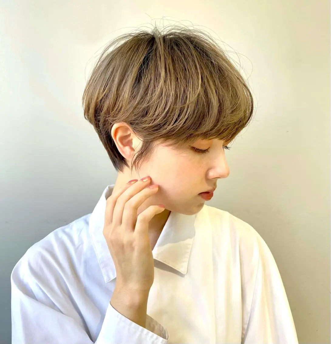 ショート ヘアカラー トリートメント 骨格診断で絶対可愛い ✨丸みショート✨凌弥のヘアスタイル