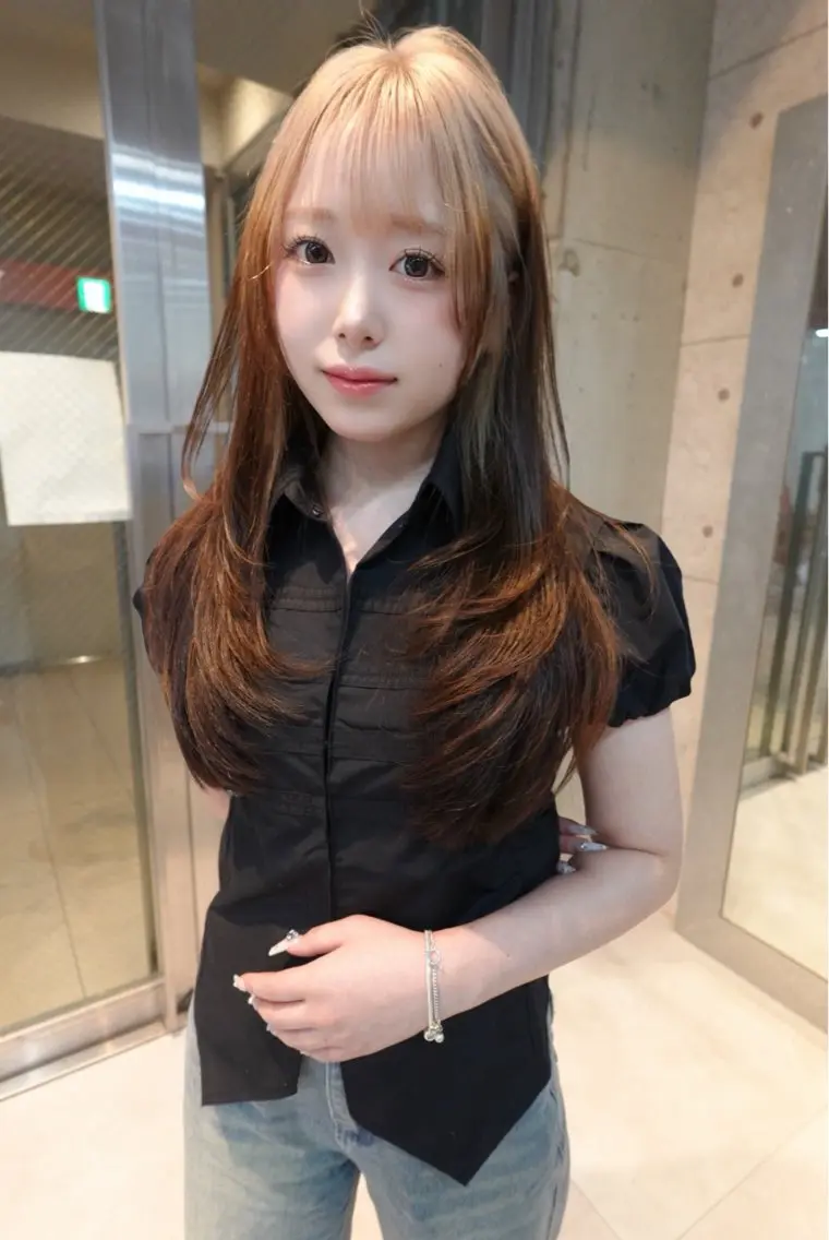 ロング 韓国風ヘア レイヤーカット 小顔カット カット ヘアカラー トリートメント 福岡/艶カラー/ レイヤーカット/夏也のヘアスタイル