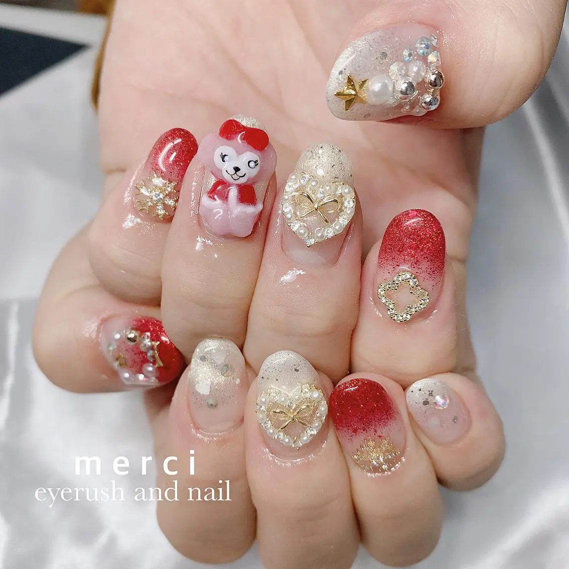 ネイル クリアネイル フラッシュネイル フレンチネイル 韓国ネイル マグネットネイル merci nailのネイルデザイン