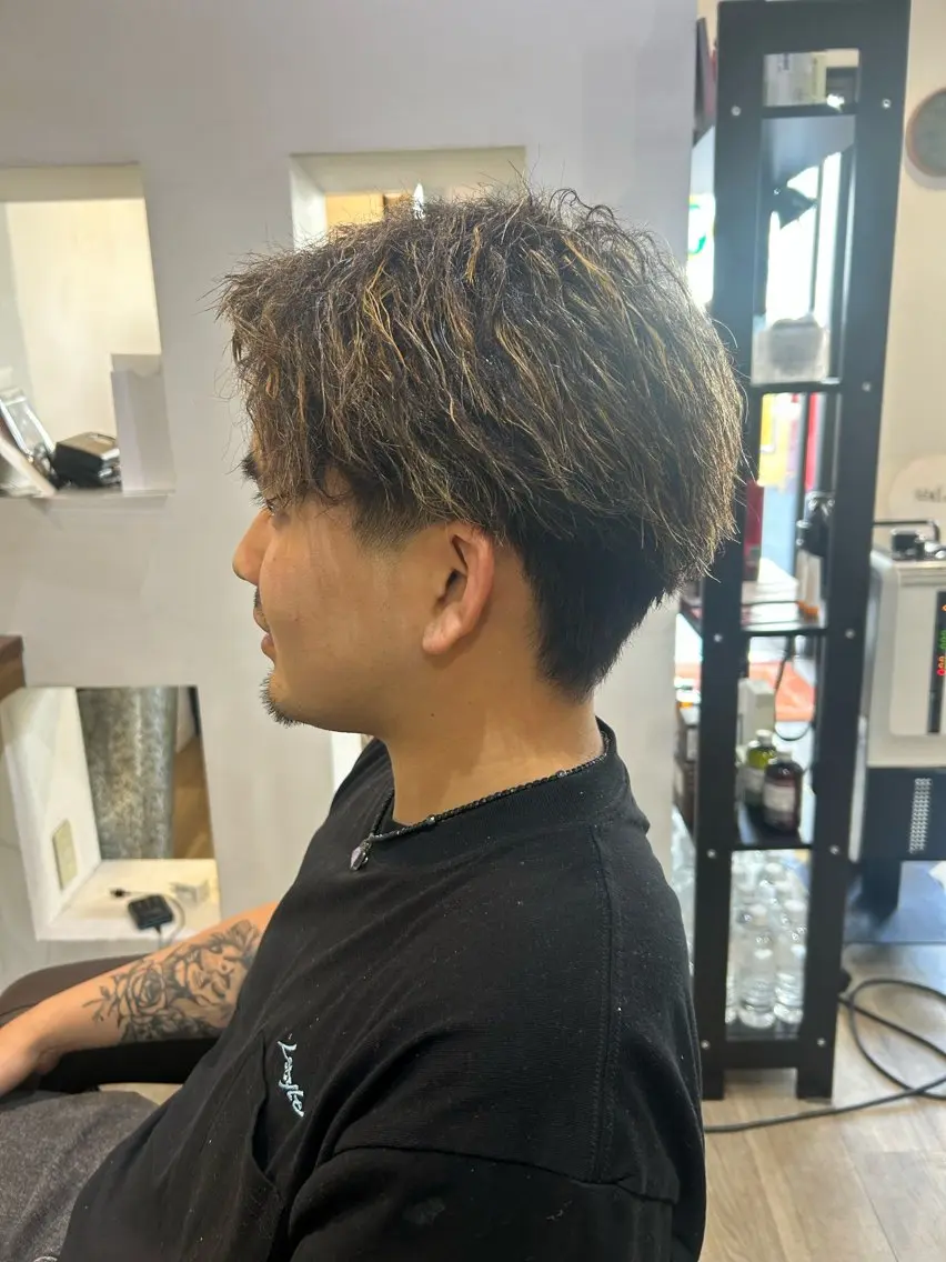 メンズ メンズメッシュ メンズパーマ 刈り上げ Soulag鶴見 Sora💈のヘアスタイル