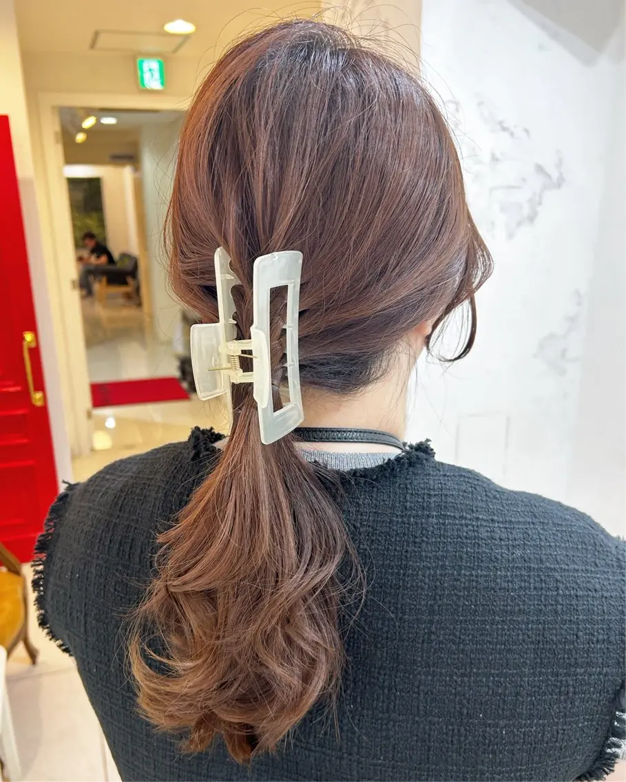 セミロング カラー ヘアアレンジ マツエク・マツパ アイブロウ ヘアセット 透明感カラー🫧ヘア セット🫧松本菜月の眉毛・アイブロウイメージ