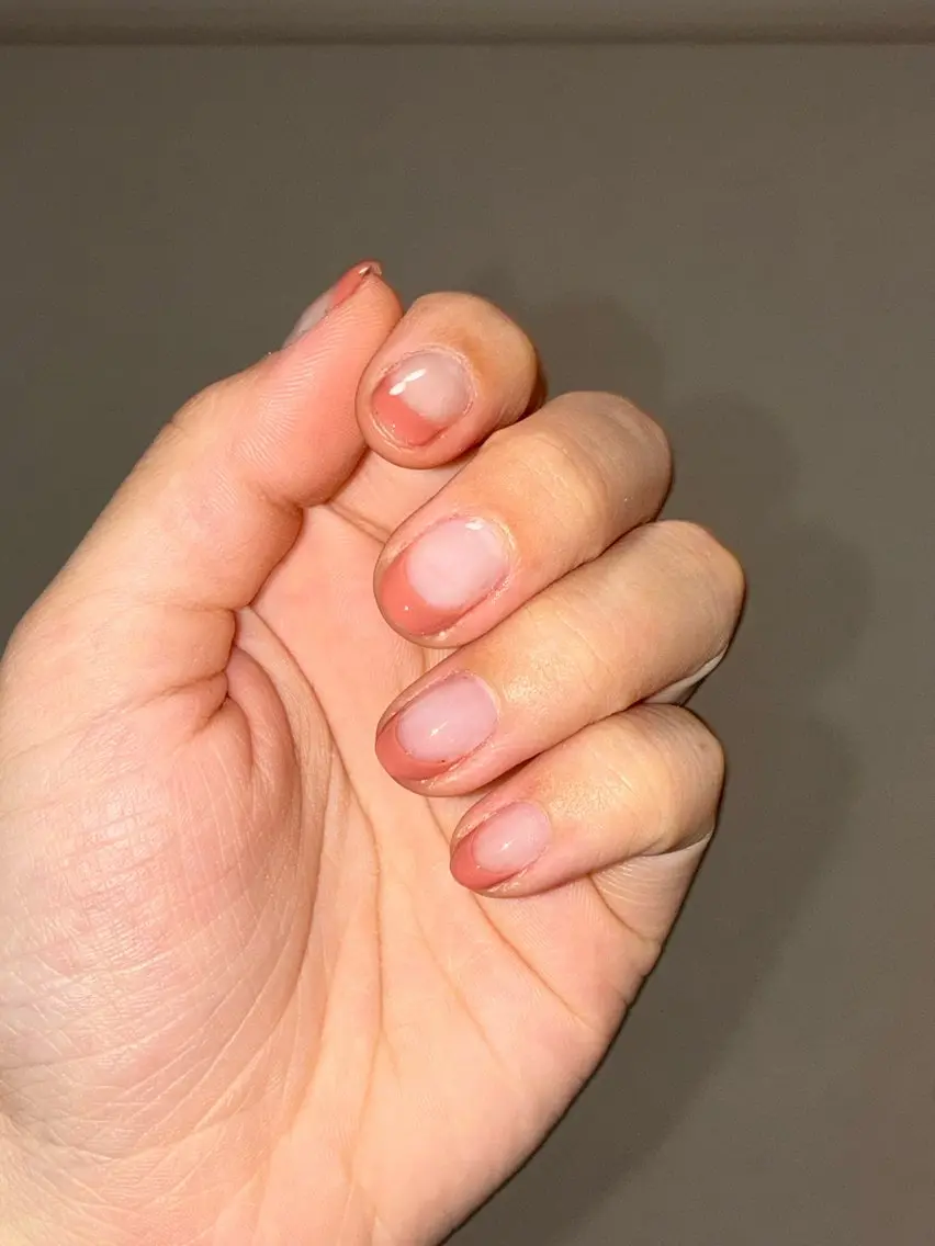 【フレンチ】シンプルで上品なフレンチネイル✨指先を綺麗に見せる定番デザインです🫧の写真
