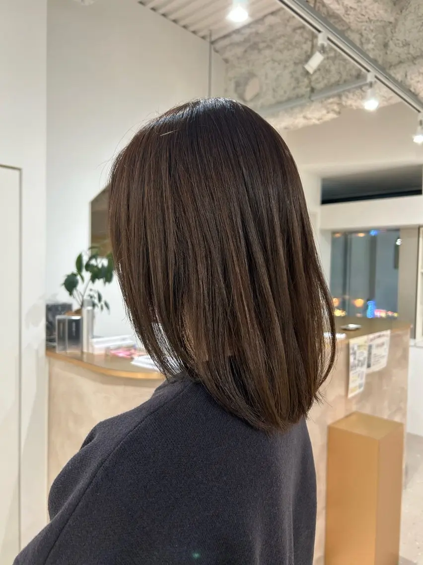 ミディアム アッシュ 髪質改善 ヘアカラー 鍛治 美月稀のヘアスタイル