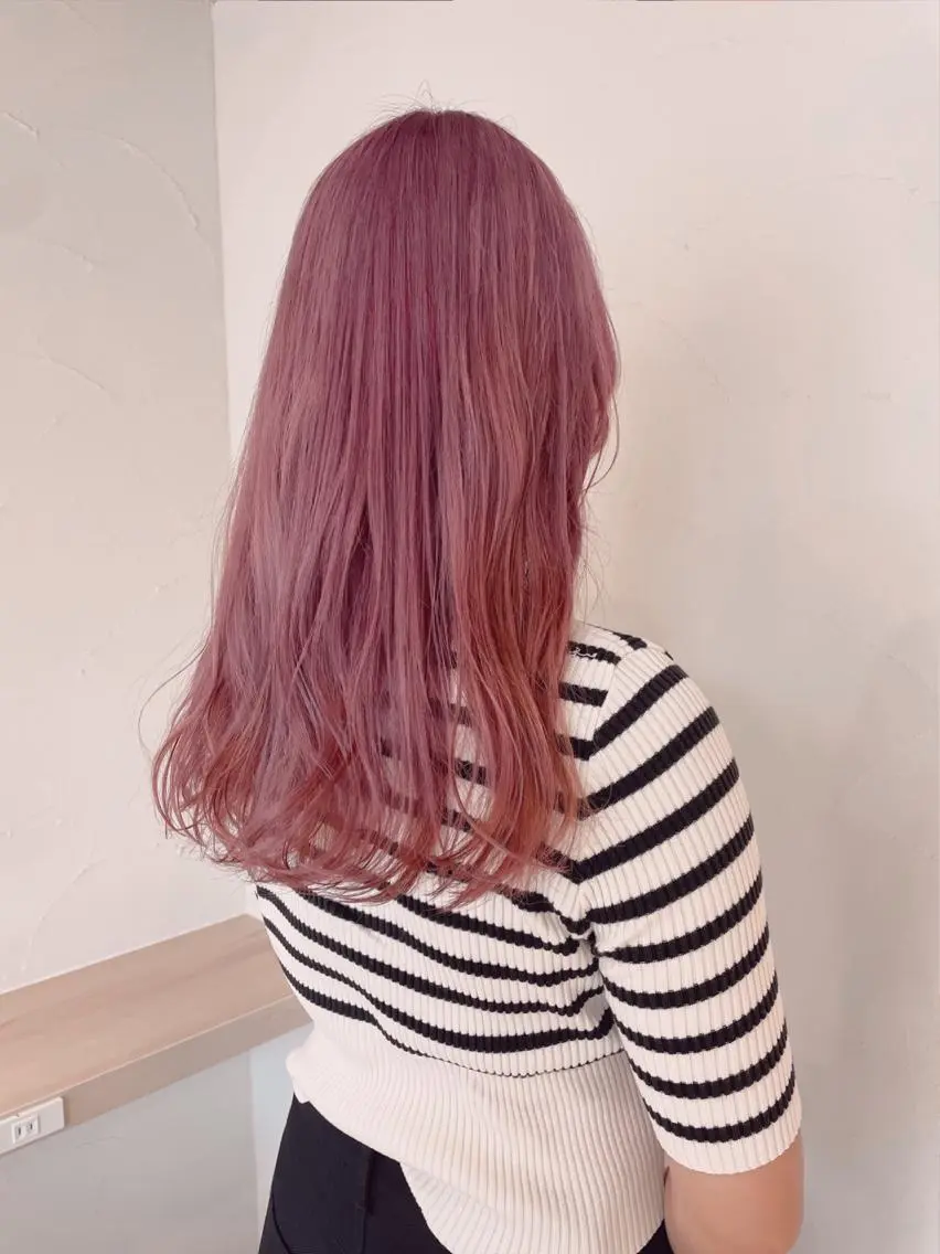 【❤️ミニモ学割❤️】ハイ透明感カラーケアブリーチ込みの写真