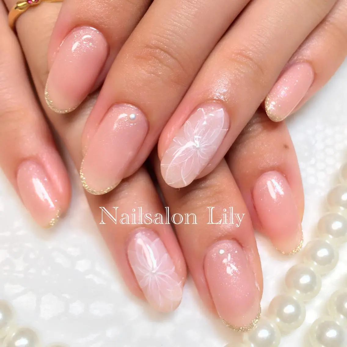 ネイル フラワーネイル Lily*nail 🌻Mii🌻のネイルデザイン