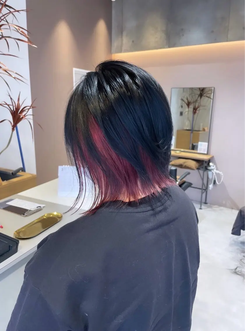 ショート カラー 城間 晴人のヘアスタイル