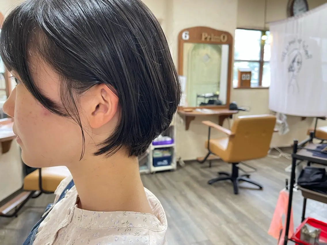 ショート ショートヘア 磧本 祐里恵のヘアスタイル