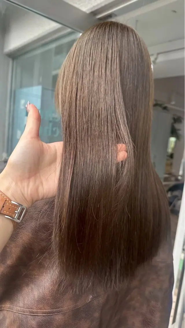 ロング カラー SAKI🎀 透明感カラーのヘアスタイル