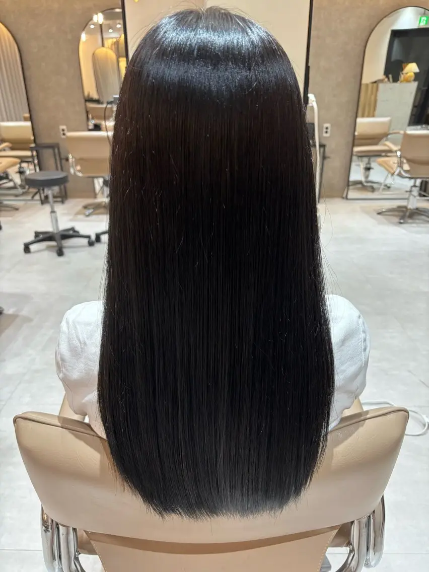 ロング カラー ブリーチ 透明感カラー ブリーチなしカラー 髪質改善 ヘアカラー トリートメント 京都駅/透明感カラー /髪質改善/岩崎拓郎のヘアスタイル