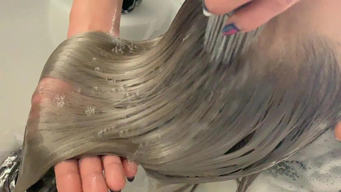ロング カラー 韓国カラー/エクステ carryのヘアスタイル