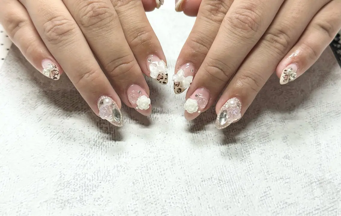 ネイル ハンドネイル 蟹井 彩花のネイルデザイン