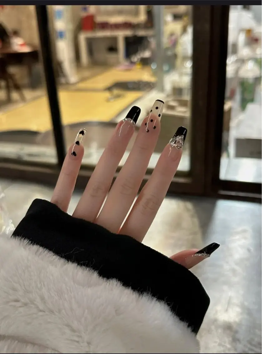 ネイル ハンドネイル 長さだし専門店 ROKANAILのネイルデザイン