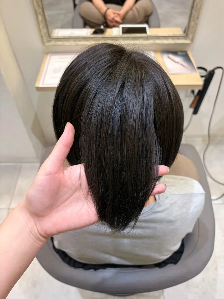 ショート カラー アッシュ ヘアカラー yuu /Carinのヘアスタイル