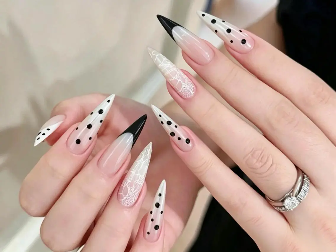 ネイル メンズ メンズ韓国風 アートネイル チークネイル 長さ出し フレンチネイル ハンドネイル NEW NAIL 池袋のネイルデザイン