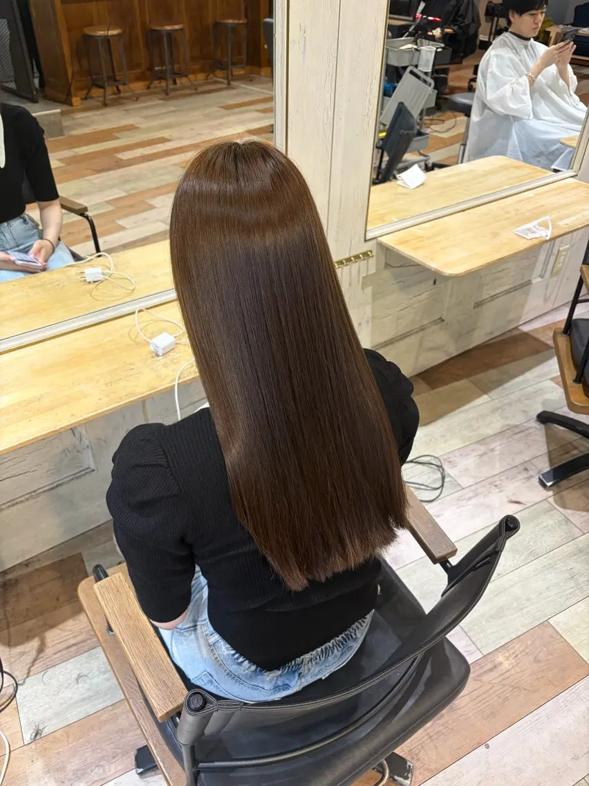 ロング ヘアカラー 💜🦋 COCONA🦋💜のヘアスタイル