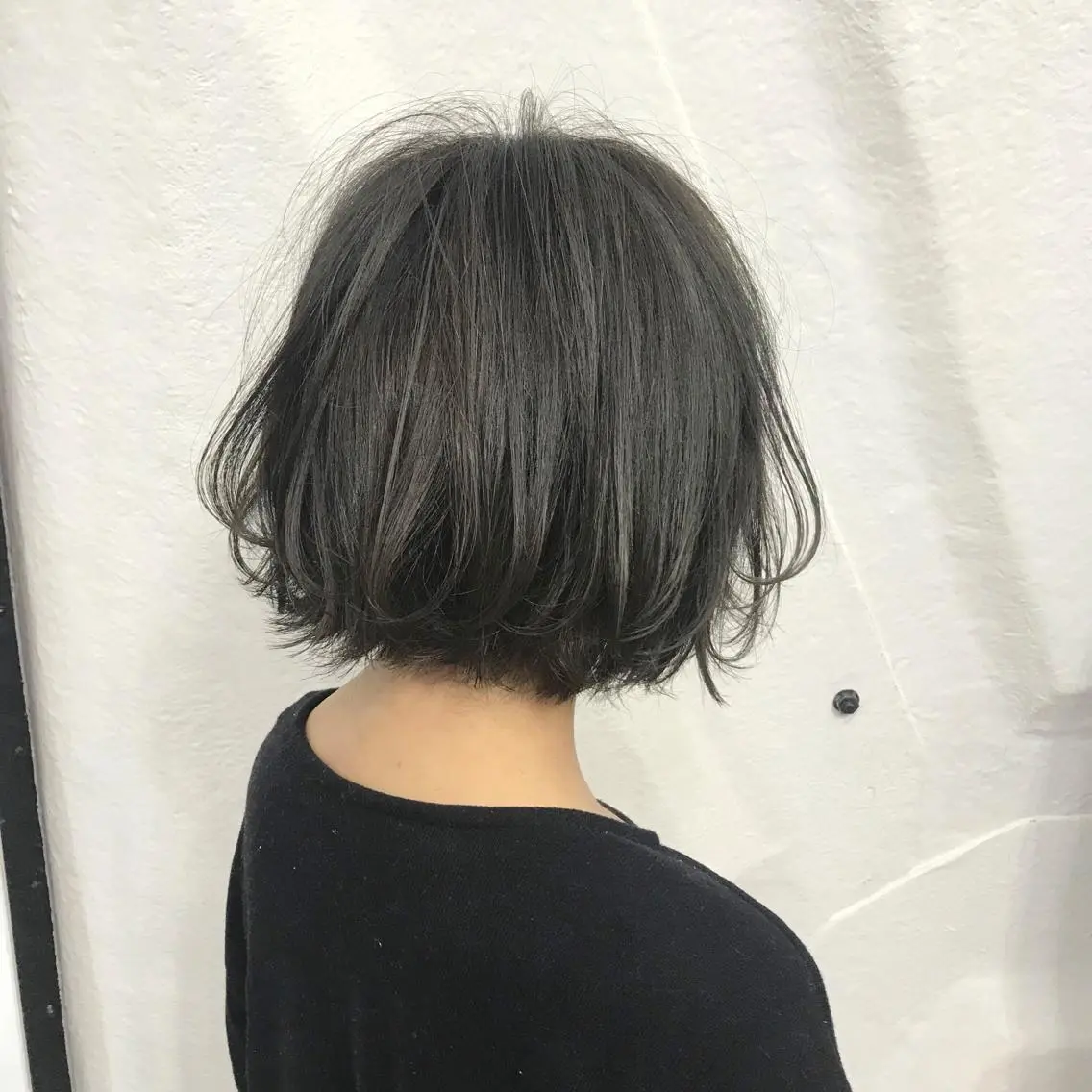 ショート カラー アッシュ ブリーチ ハイライトカラー ハイライト K-POP好き美容師 🇰🇷Kai.Yのヘアスタイル
