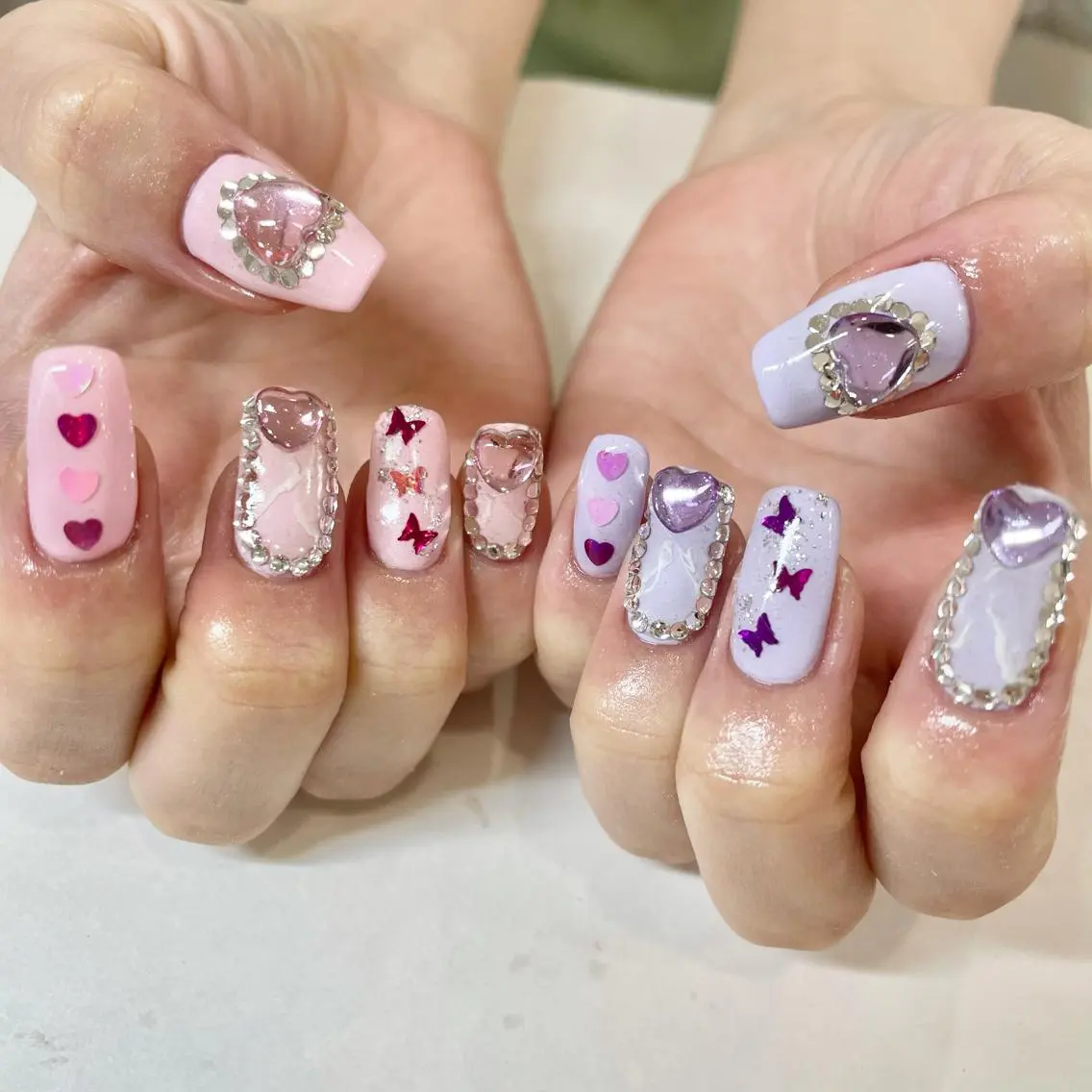 ネイル ハート キラキラネイル ハンドネイル 🎀AYAKO 🎀中韓ネイルのネイルデザイン