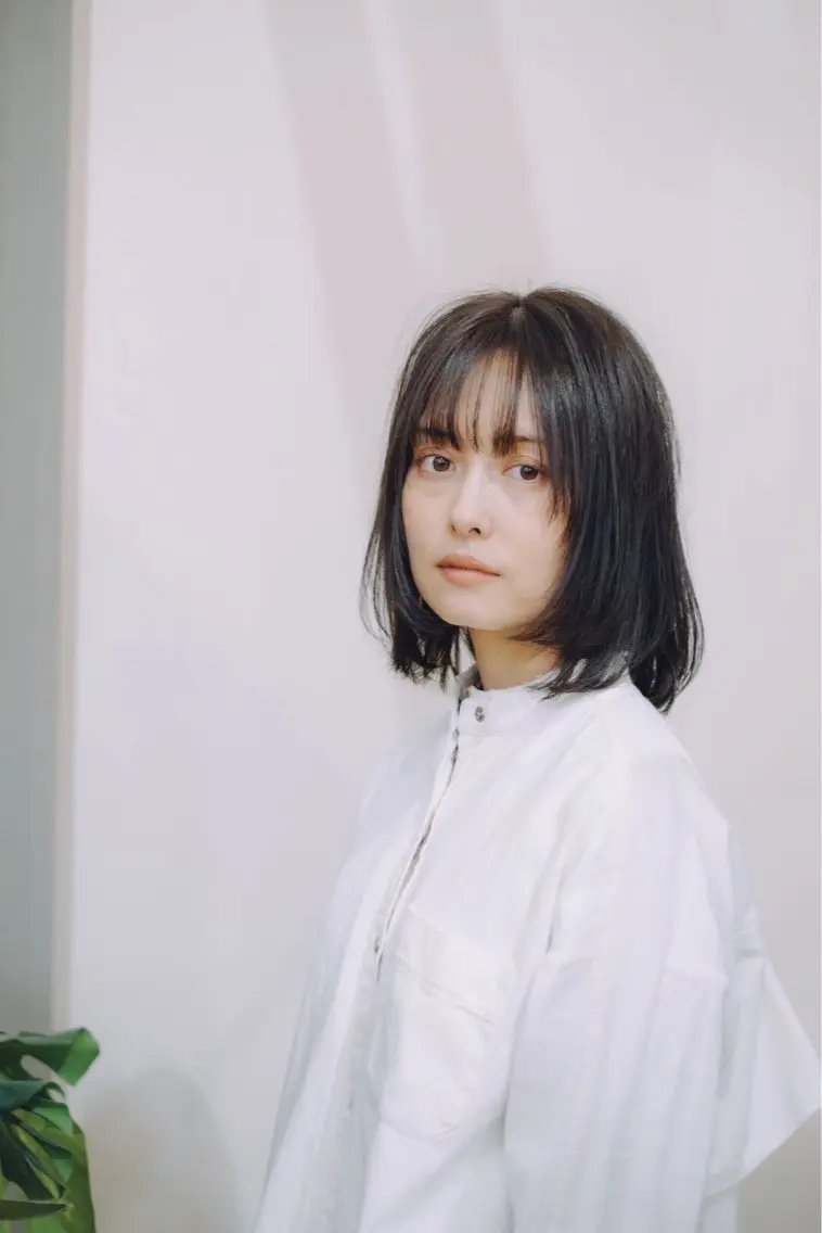 ミディアム beat 磯谷のヘアスタイル