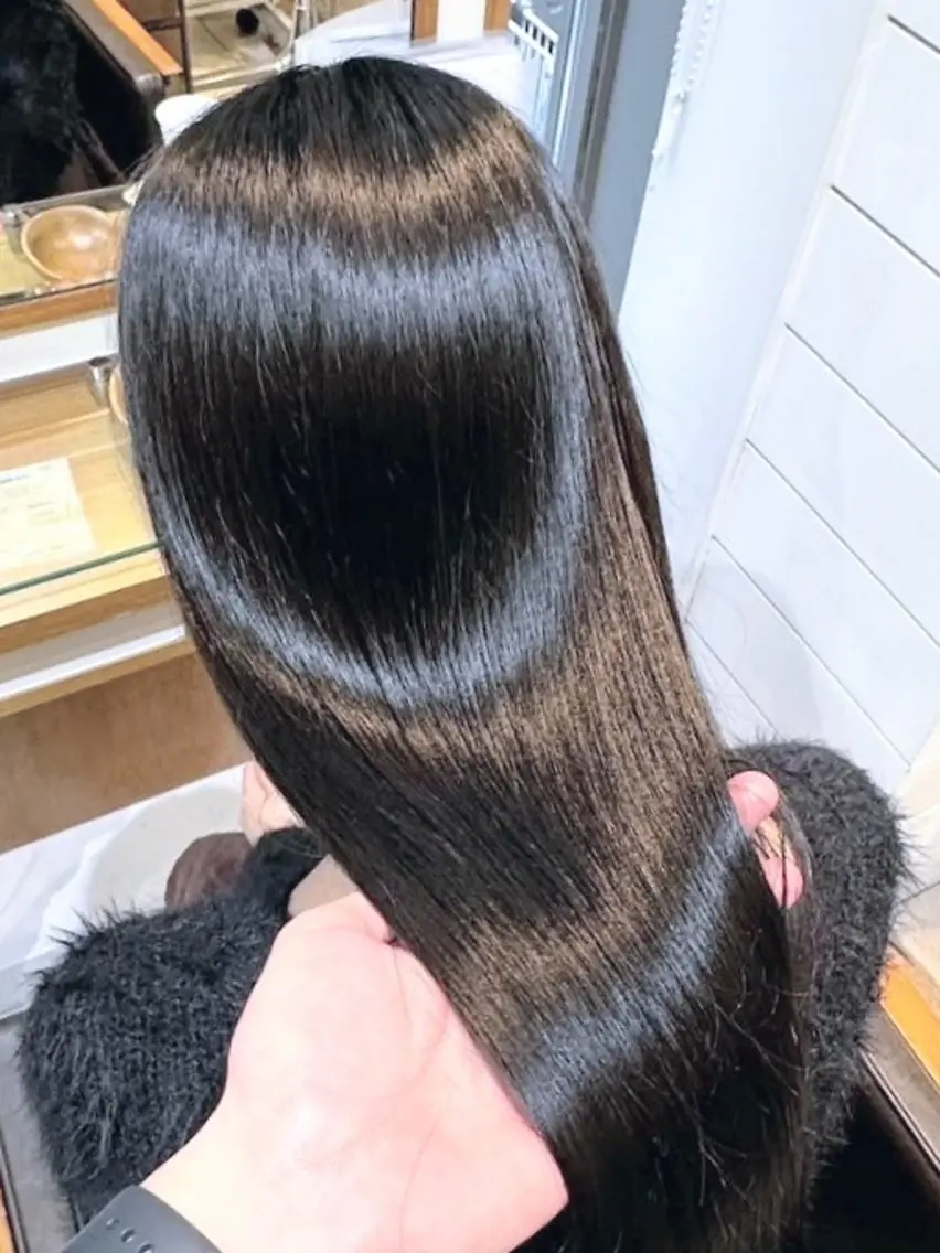 さら艶✨メンテナンスカット+縮毛矯正+3stepトリートメント🫧‪※再来+¥500の写真