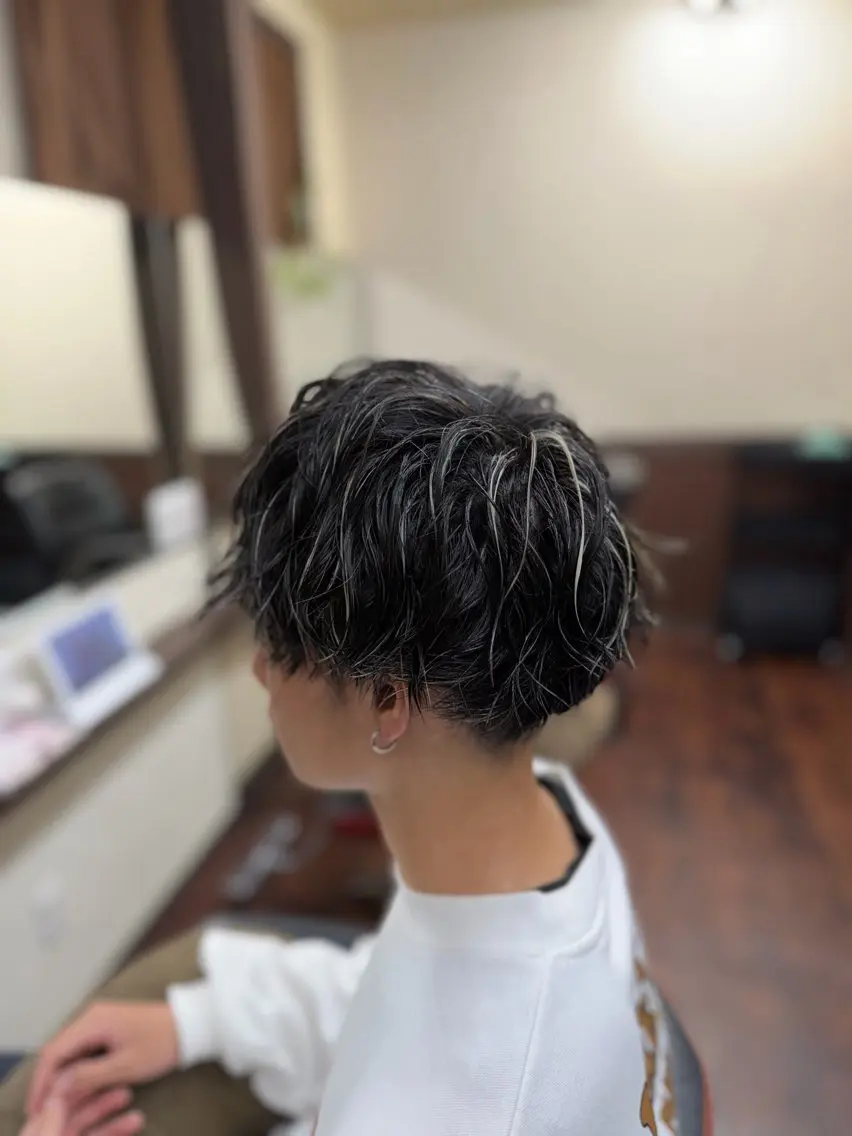 ✨メンズホワイトメッシュの写真