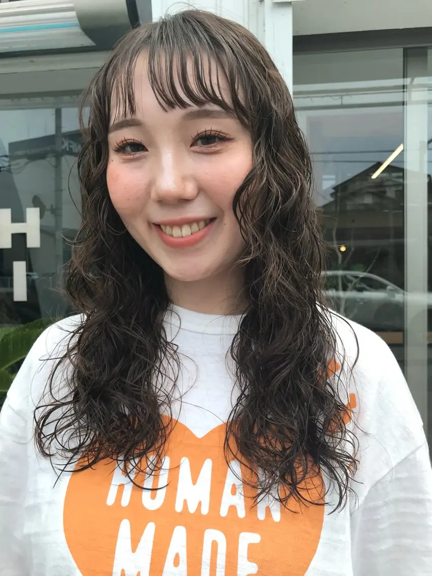 セミロング パーマ 【HI / YA】 ｓｕｚｕのヘアスタイル