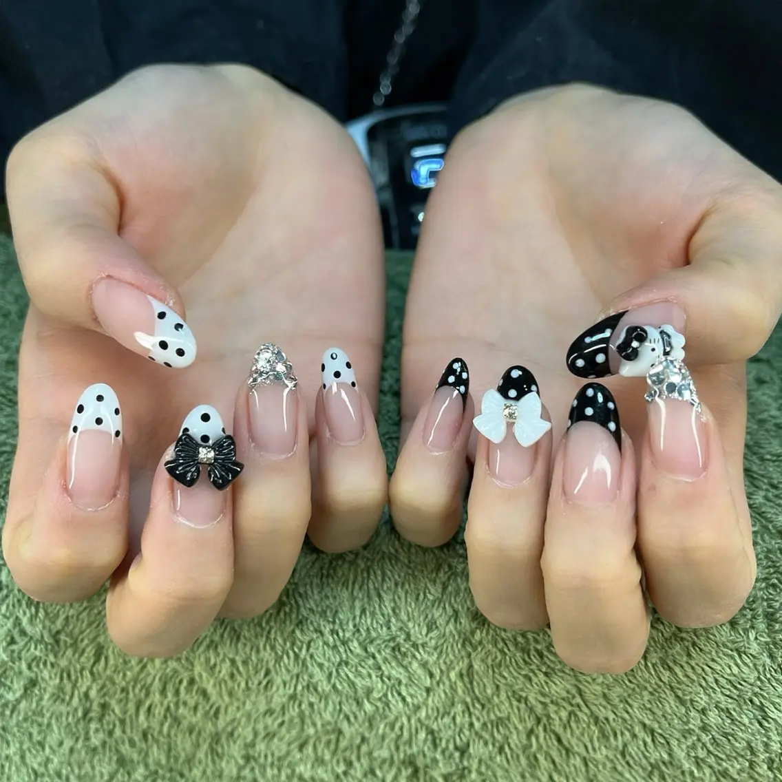 ネイル ハンドネイル フットネイル MHR nailのネイルデザイン