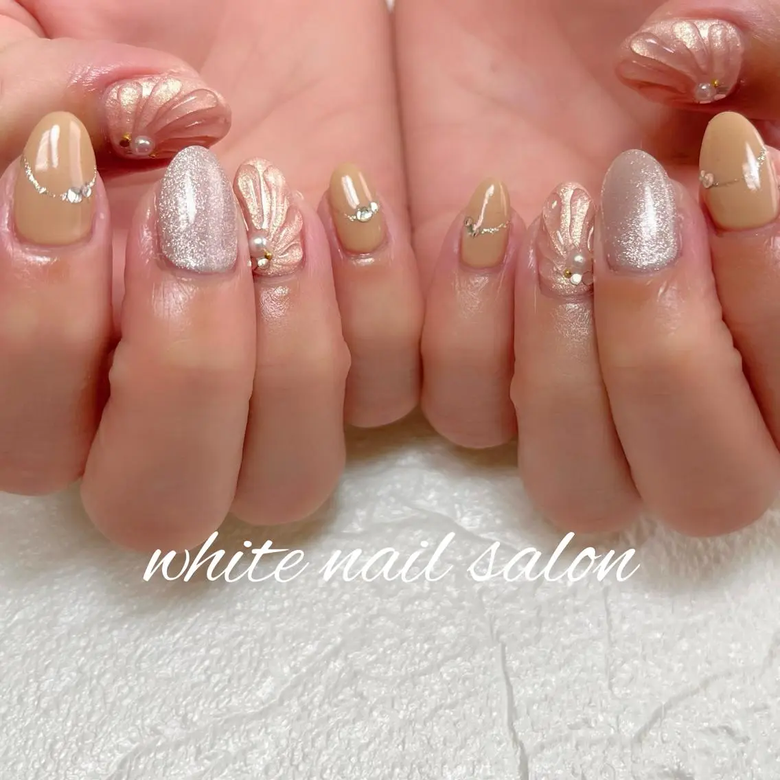 ネイル フットネイル ジェルネイル ハードジェル ラメ(グリッター) 持ち込み ハンドネイル white nail salonのネイルデザイン