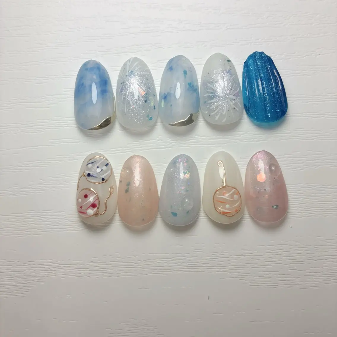 ネイル フットネイル 氷ネイル・うるうるネイル マグネットネイル ニュアンスネイル シンプルネイル ハンドネイル nail salon anoneのネイルデザイン