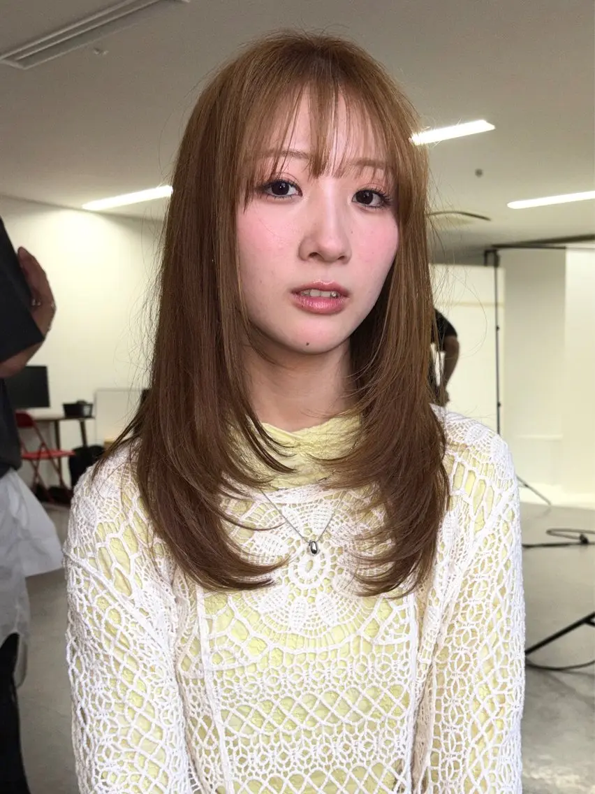セミロング カラー アッシュ ブリーチ ボルドーカラー ブラウンカラー 透明感カラー カット ヘアカラー トリートメント 暖色系特化さくら /福岡天神/レイヤーのヘアスタイル