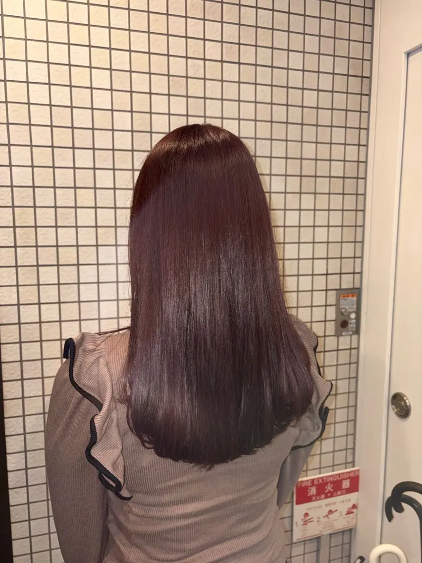 ロング ヘアカラー アヤカ 🪷のヘアスタイル