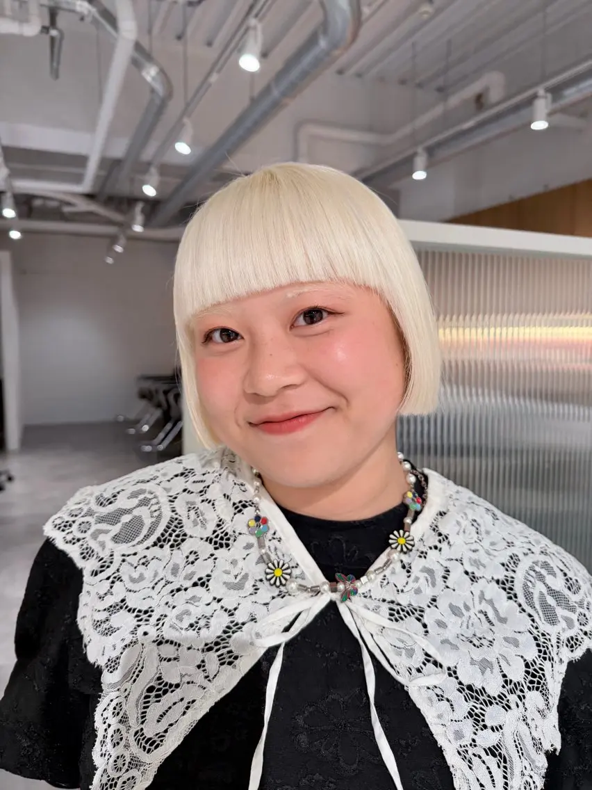 ショート ボブ オン眉 カット 🐰カットモデル募集 🐰大場杏里🐰のヘアスタイル