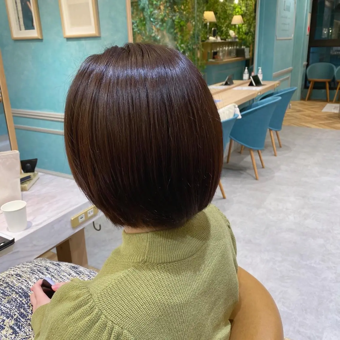 ミディアム アッシュ 山本翔一郎 韓国顔周りレイヤーのヘアスタイル