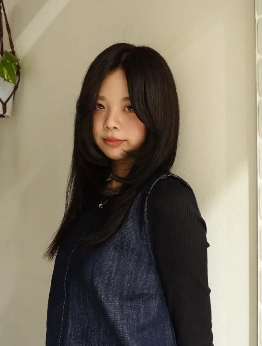ロング カラー ブリーチ グレージュ ブリーチなしカラー カラーモデル募集中！ 横手開☮️のヘアスタイル