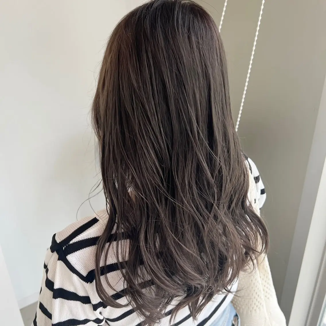 ロング カラー カット ヘアカラー トリートメント 艶ハイトーン🔆 ️️️安座間 希のヘアスタイル