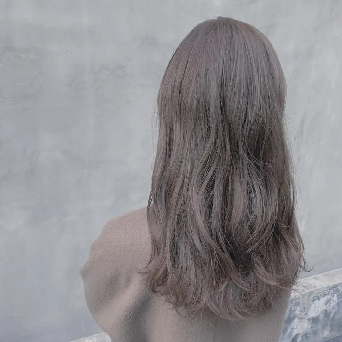 ロング カラー 松本 聖のヘアスタイル