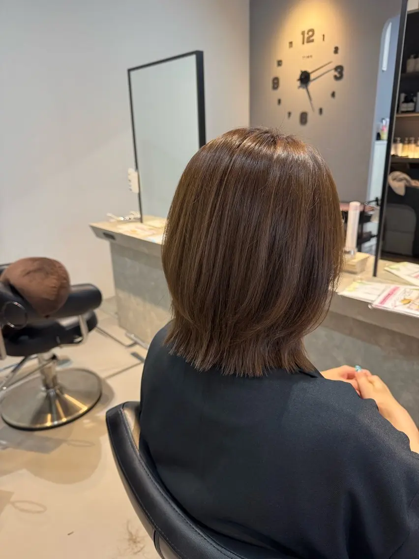 ミディアム カラー ベージュカラー ブリーチ ブリーチなしカラー くびれヘア 髪質改善 カット ヘアカラー トリートメント 髪質改善×艶カラー 🌼Haru🌼のヘアスタイル