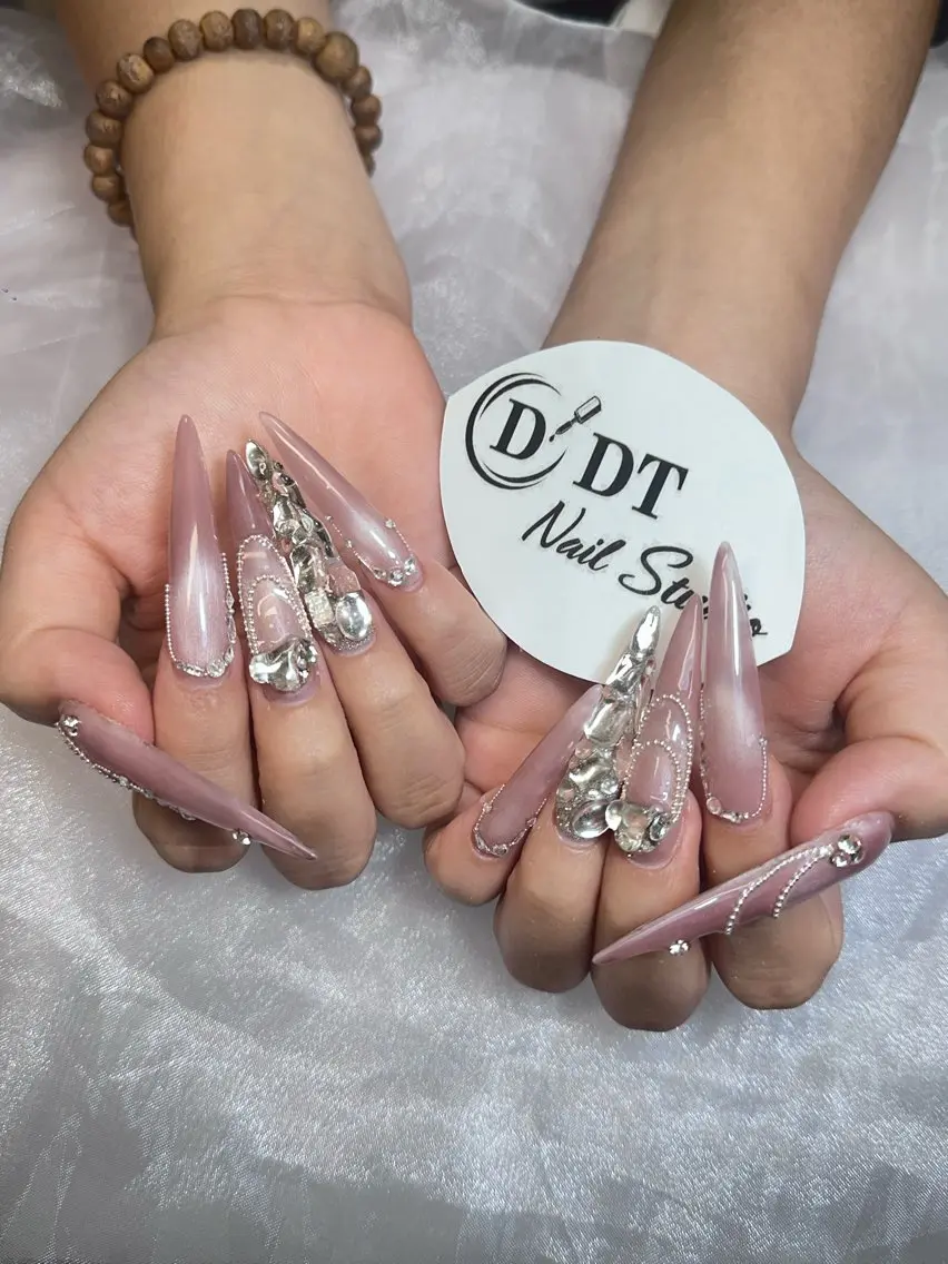 ネイル ハンドネイル DT nailのネイルデザイン