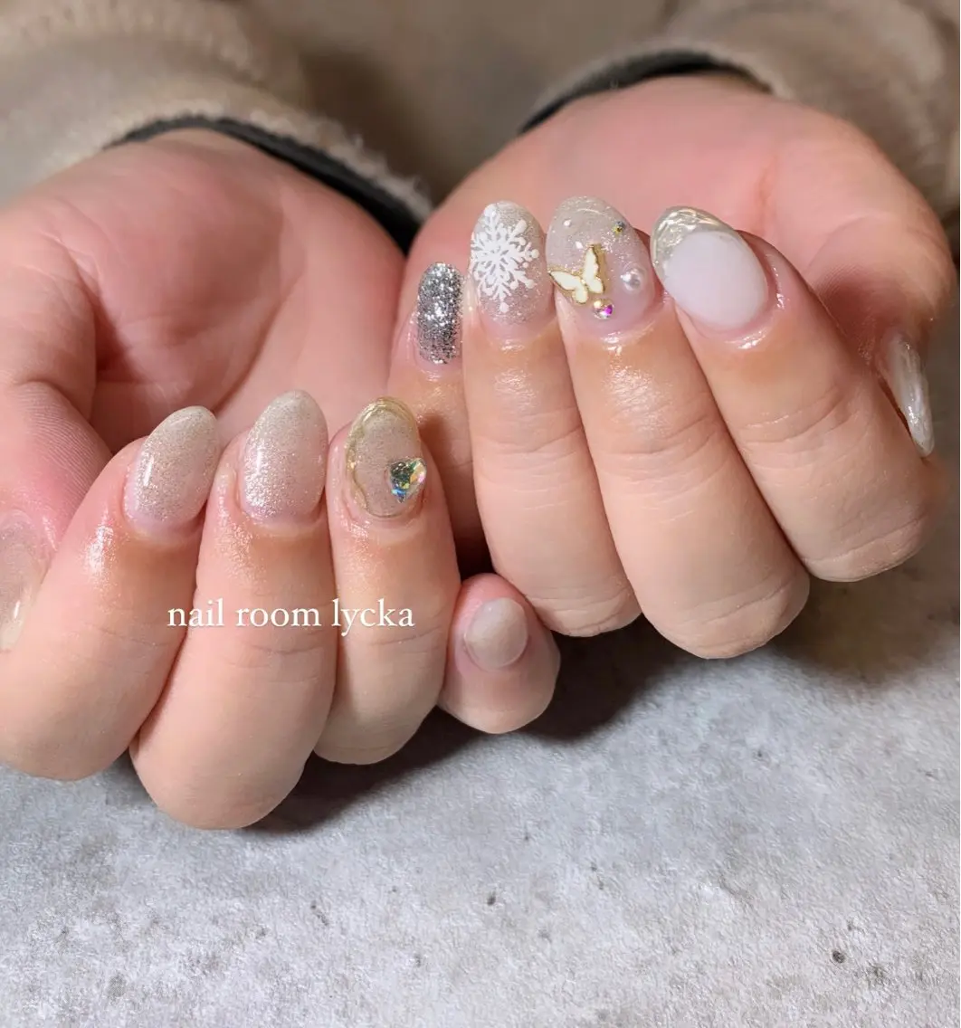 ネイル ネイルルームリッカ 𝐦𝐚𝐲𝐮のネイルデザイン