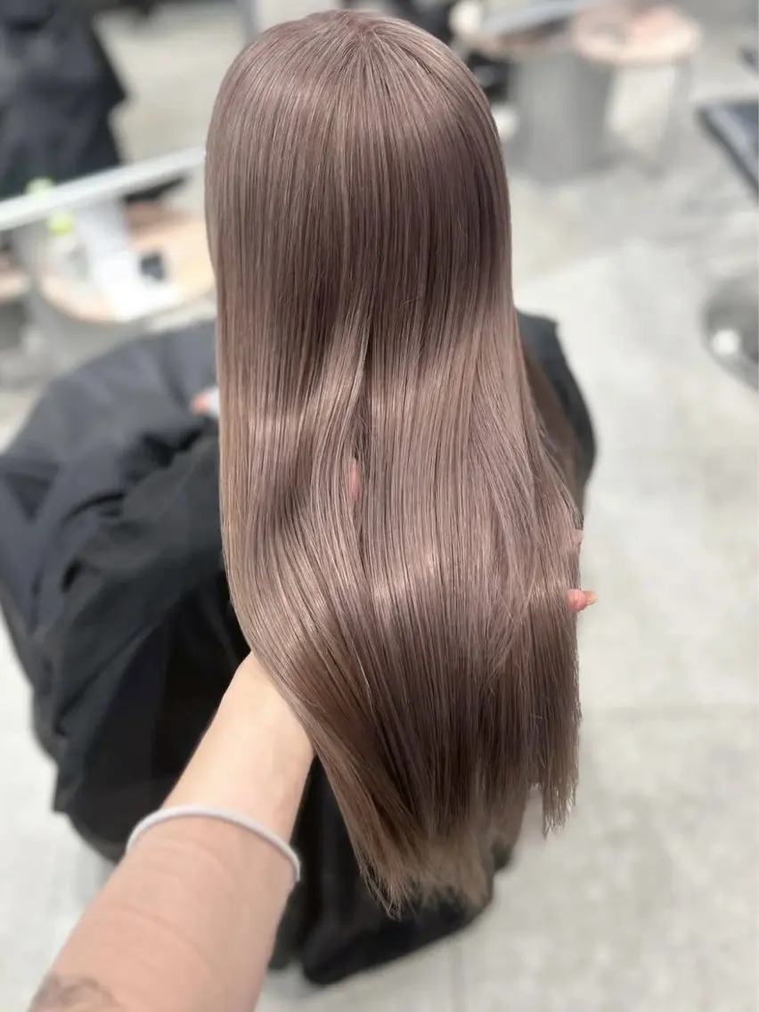 ロング カラー ブリーチ ダブルカラー ブリーチなしカラー ピンクカラー トリートメント PELE/ハイトーン MANAのヘアスタイル