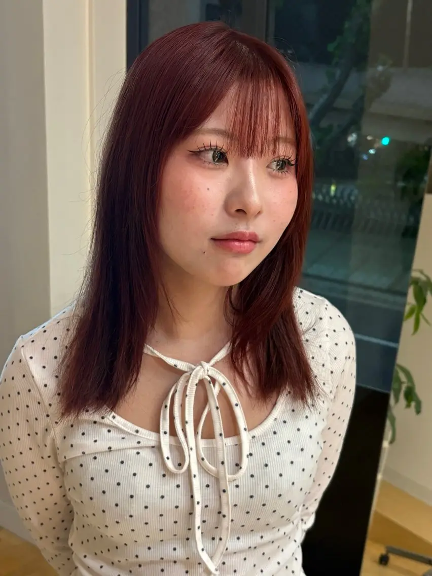 セミロング カラー さきた ひかるのヘアスタイル