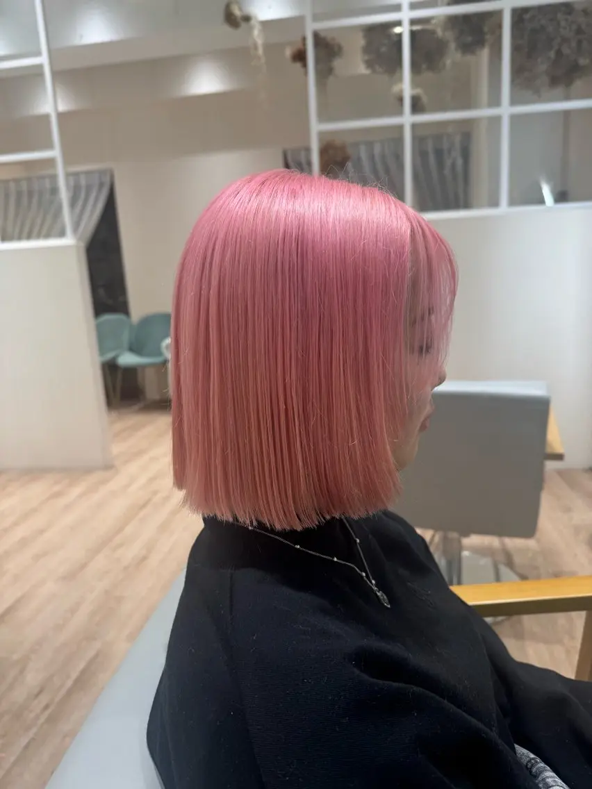 カラー ブリーチ ケアブリーチ ハイトーンカラー ピンクカラー ヘアカラー トリートメント 河添 麗菜のヘアスタイル